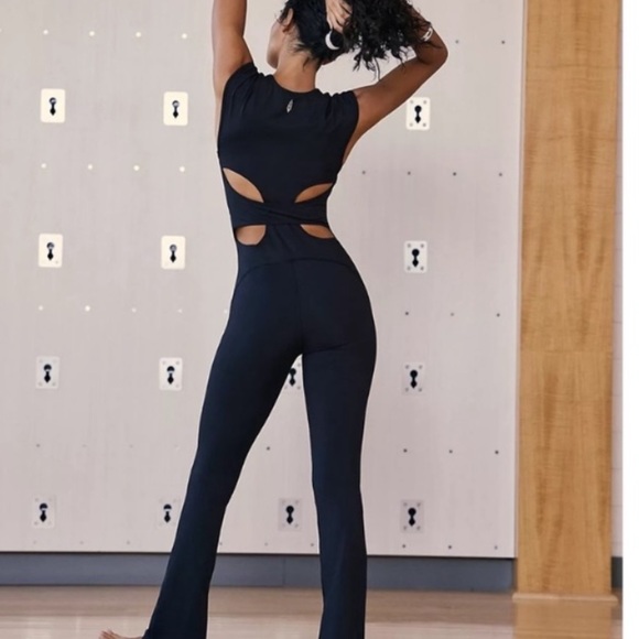 New Free People Movement twighlight square neck flare jumpsuit coral sz S cutout - Picture 2 of 8